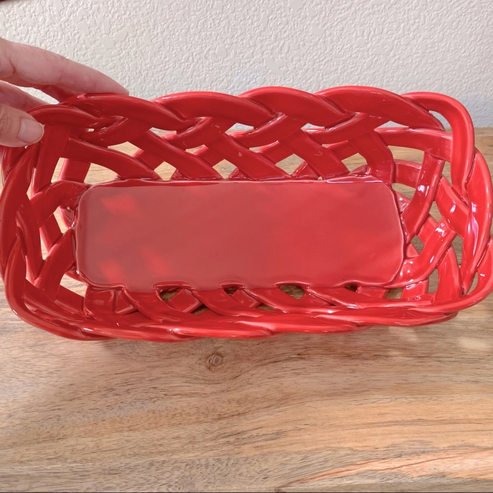 **SOLD** Primo'gi Red Ceramic Basket Weave Dish